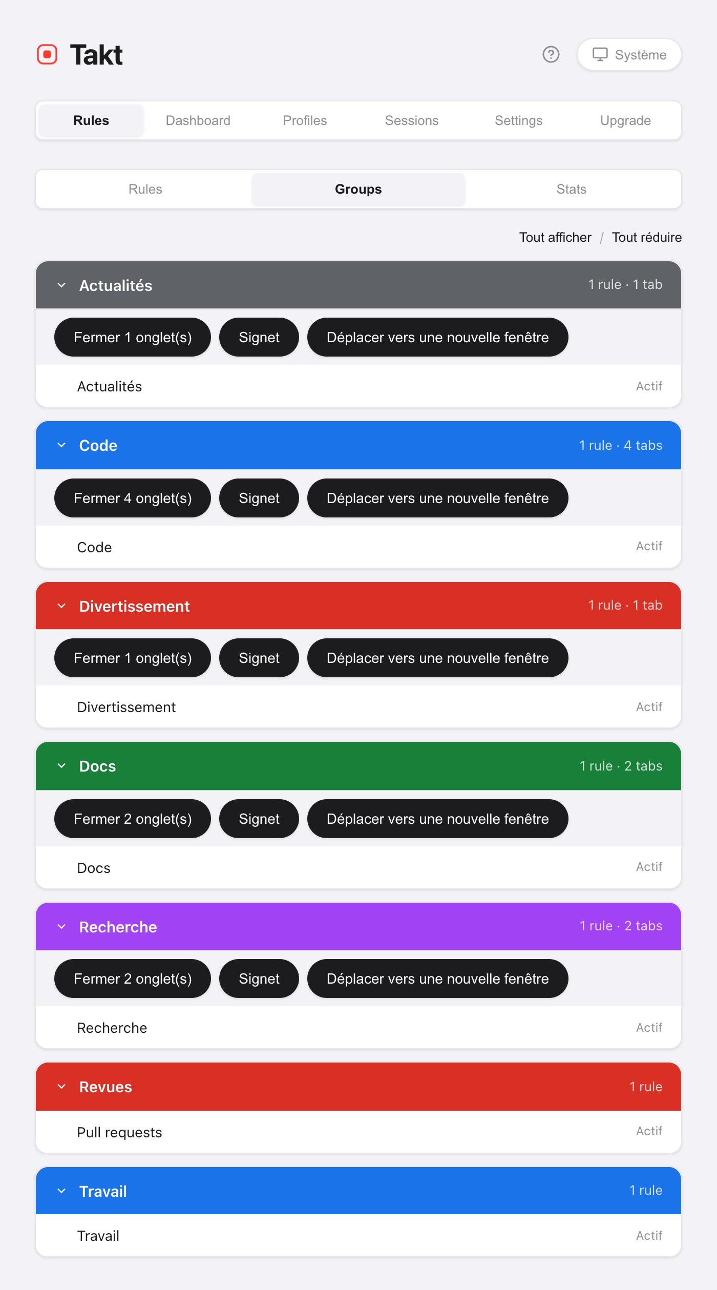 Options de Takt, vue Groups : des cartes colorées pour Code, Docs, Entertainment, News et Research, chacune avec les boutons Fermer N onglet(s), Signet et Déplacer vers une nouvelle fenêtre, ainsi que les groupes Reviews et Work sans onglets ouverts